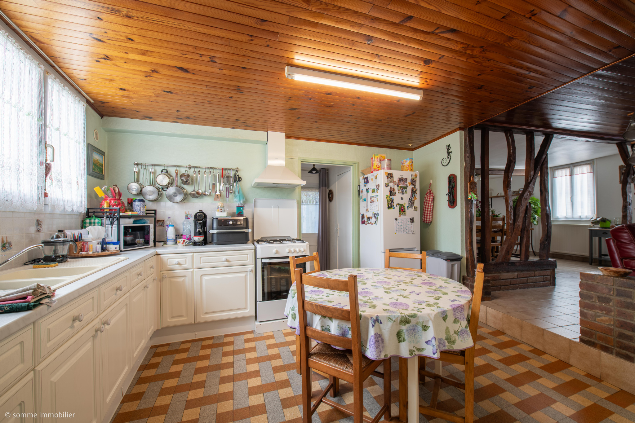 Immo80 – L'immobilier à Amiens et dans la Somme-EXCLUSIF, maison de village avec entrée cochère :