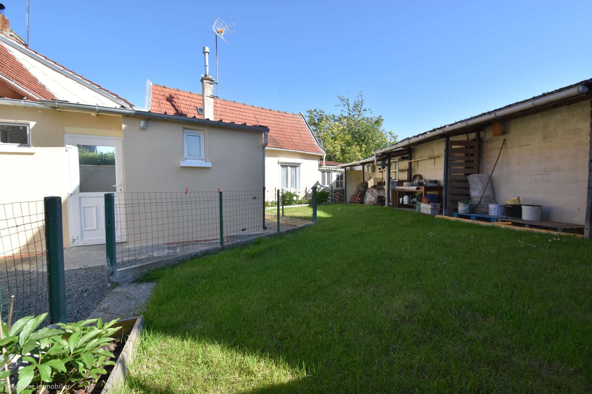 Immo80 – L'immobilier à Amiens et dans la Somme-EXCLUSIF, maison de village avec entrée cochère :