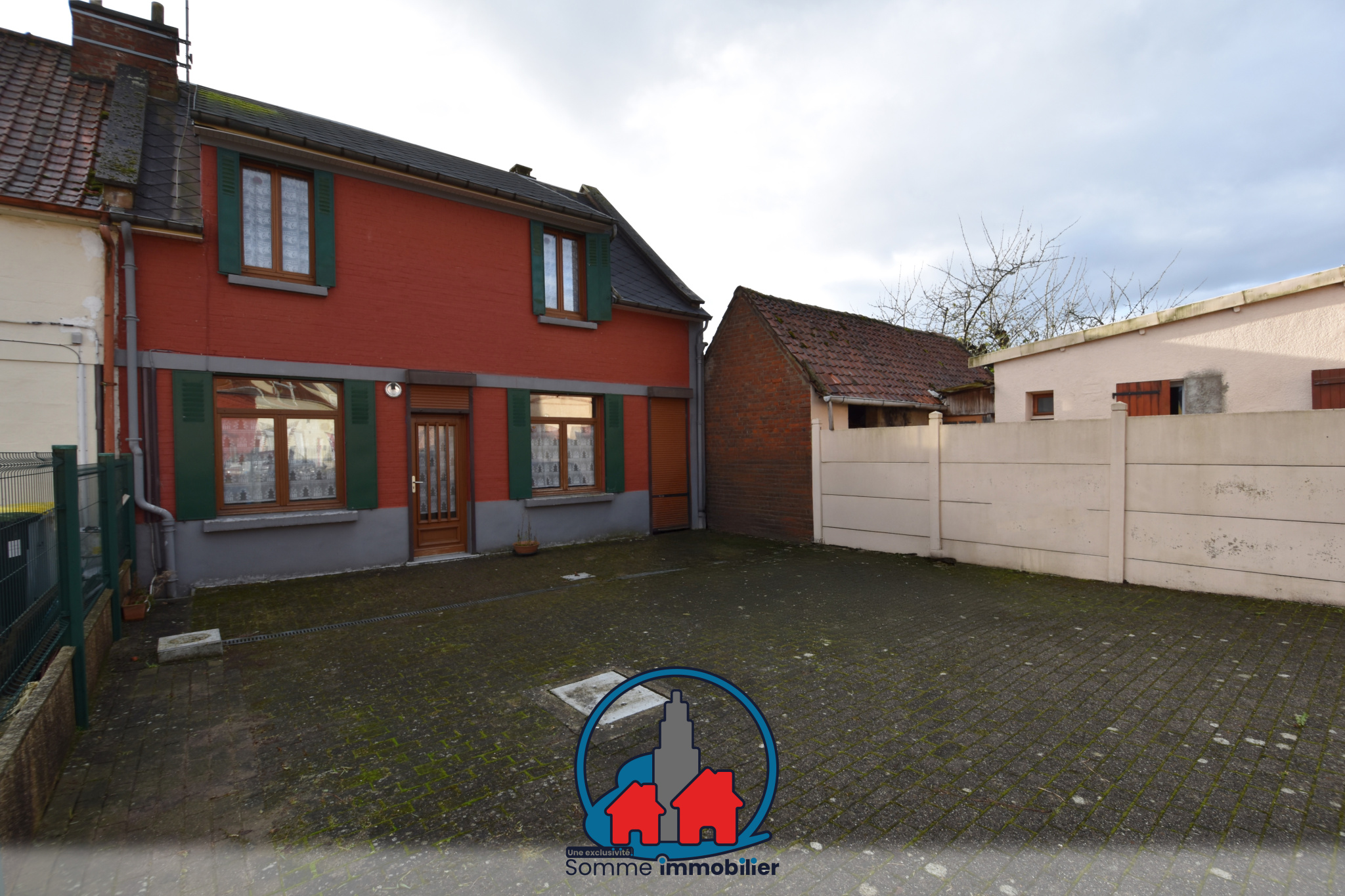 Immo80 – L'immobilier à Amiens et dans la Somme-Agréable maison de village de 88m2 avec beau jardin