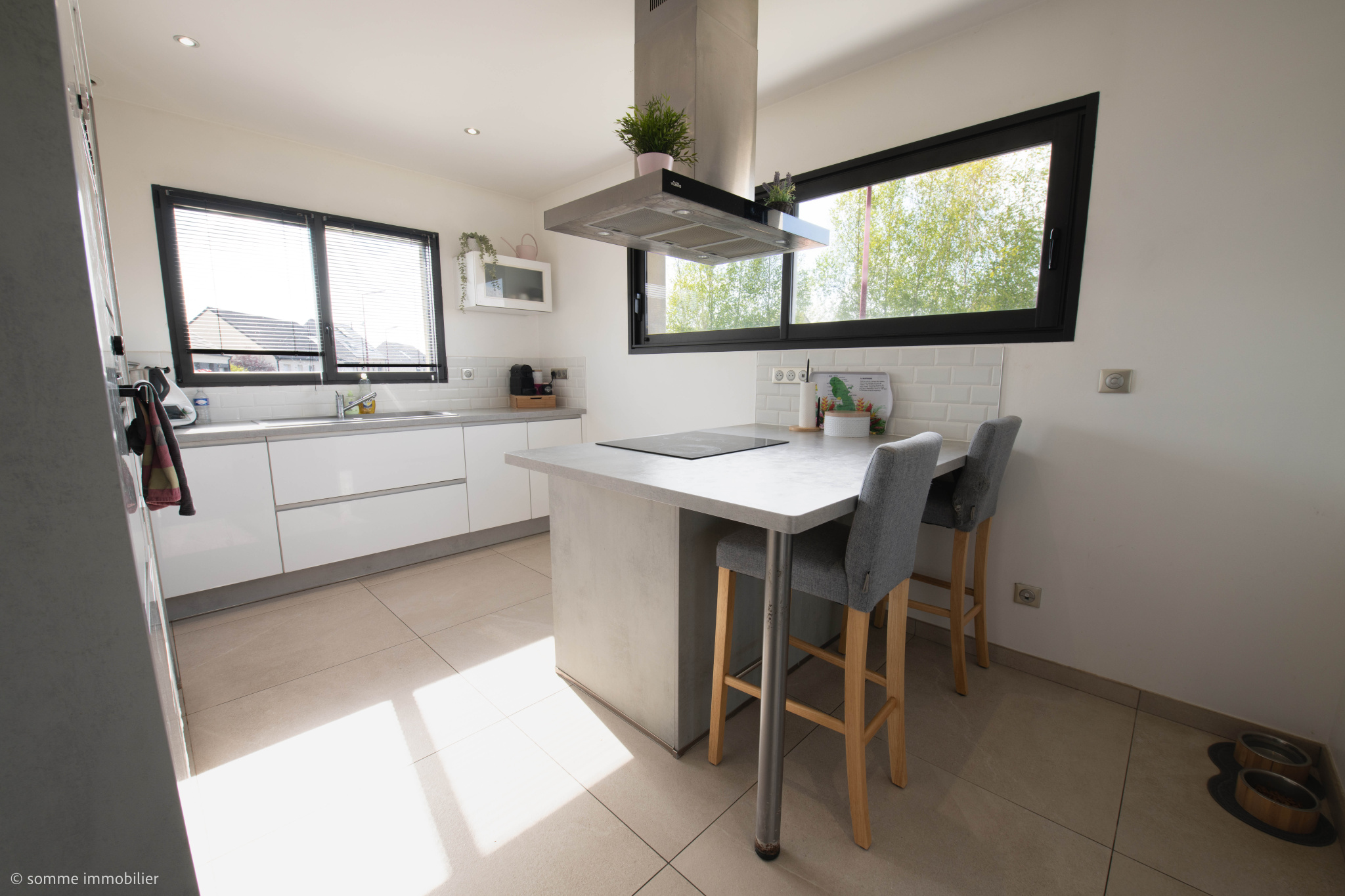 Immo80 – L'immobilier à Amiens et dans la Somme-BERTANGLES, pavillon récent de plain-pied sur sous-sol complet