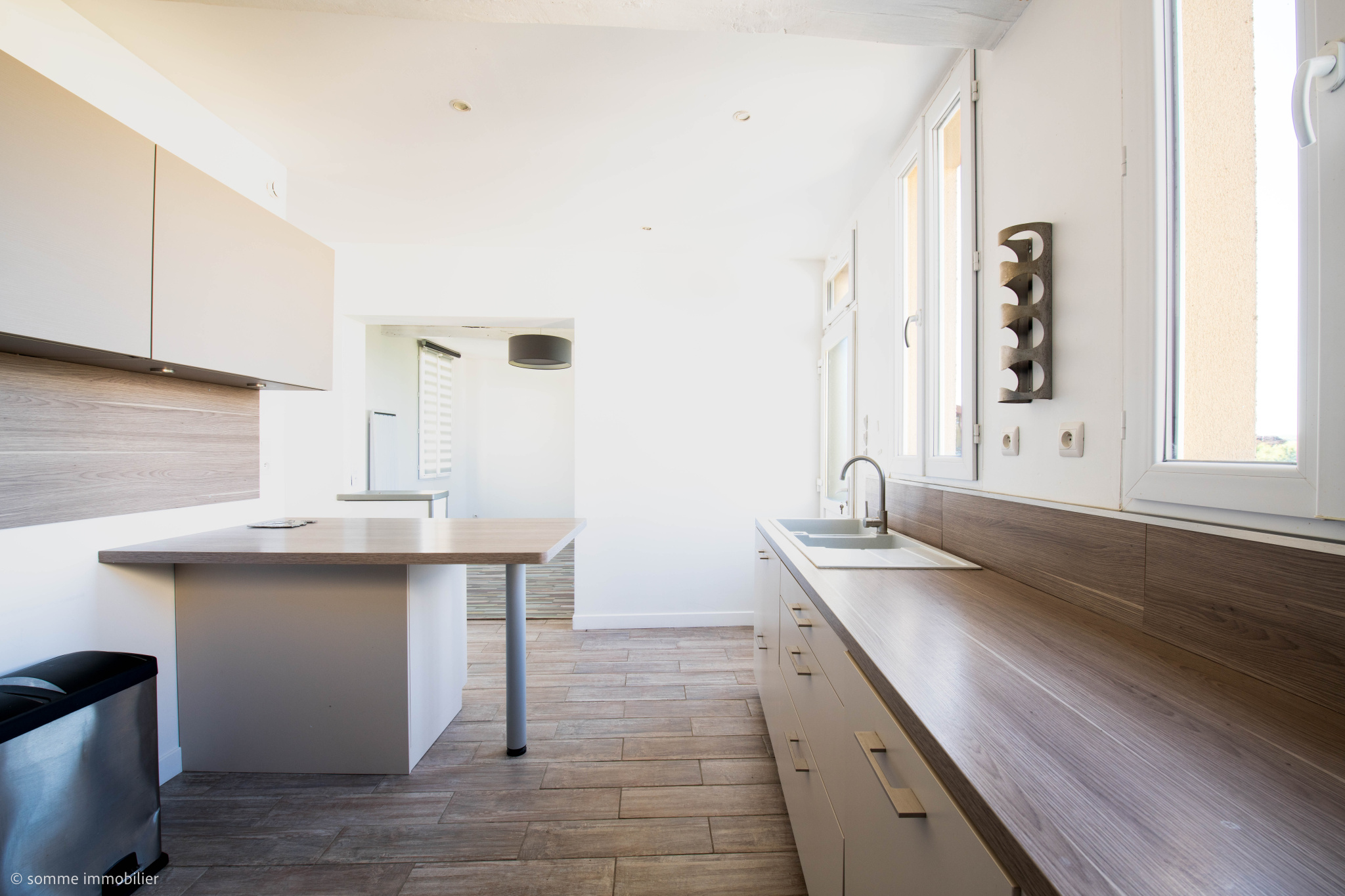 Immo80 – L'immobilier à Amiens et dans la Somme-BELLOY-SUR-SOMME, maison de village rénovée avec 4 chambres :